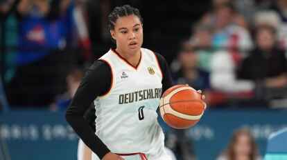 Satou Sabally wird dem deutschen Nationalteam bei der Heim-WM fehlen. (Archivbild)