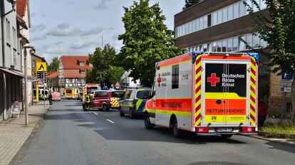 Nach ersten Ermittlungen der Polizei sind acht Passanten verletzt worden.