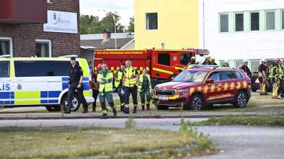 Polizei und Rettungskräfte rückten am Nachmittag zu einer Schule im schwedischen Fagersta aus.